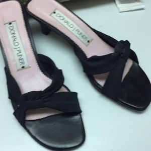 Donald Pliner Fabric Black SlipOn Sandal Sm Heel 7